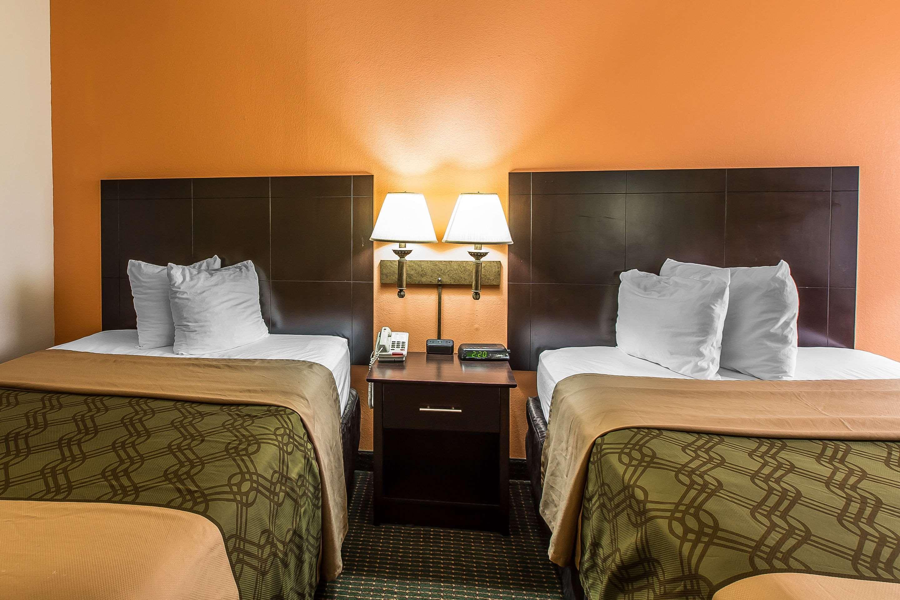 Quality Inn Moultrie Bagian luar foto