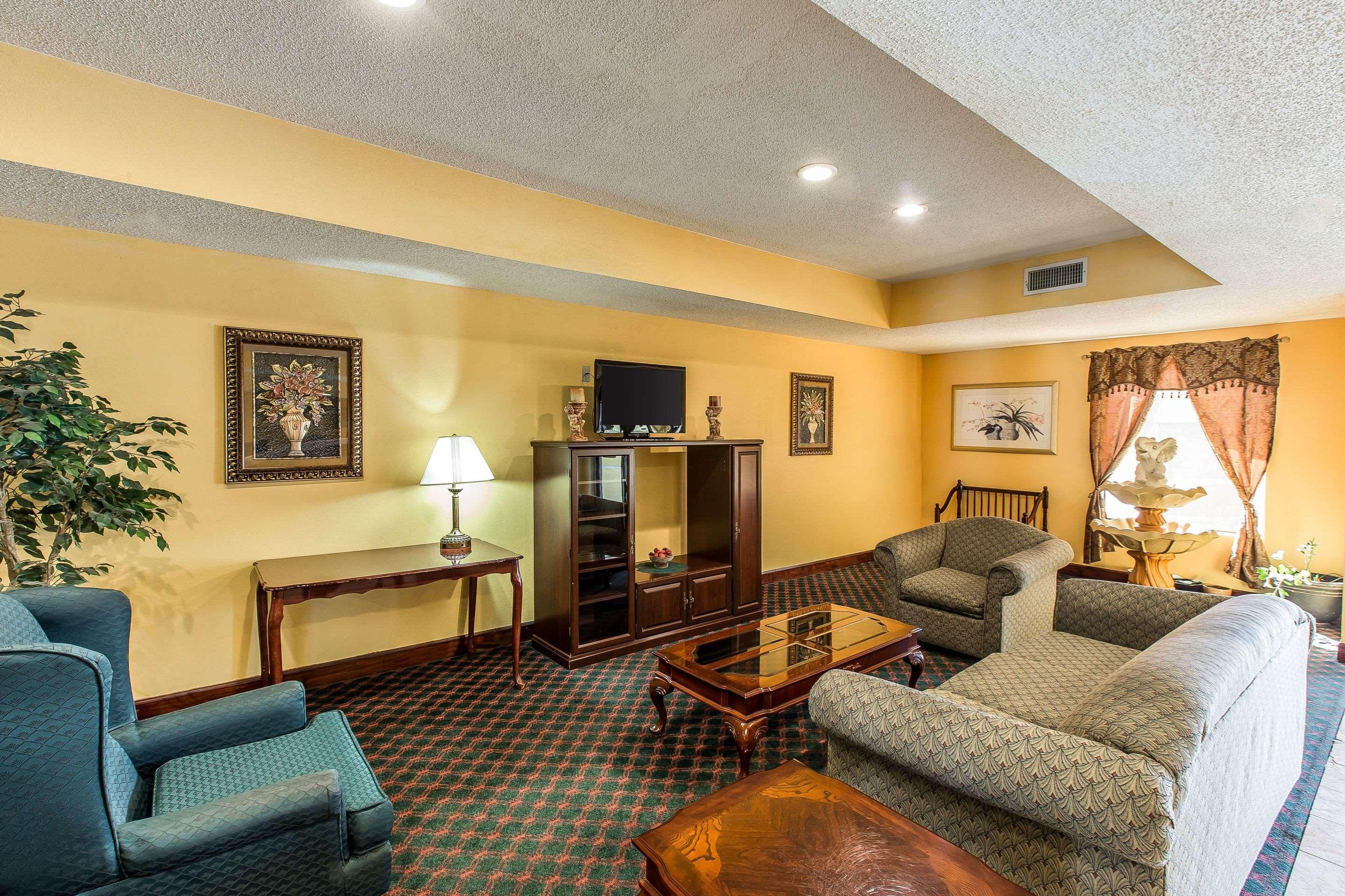 Quality Inn Moultrie Bagian luar foto