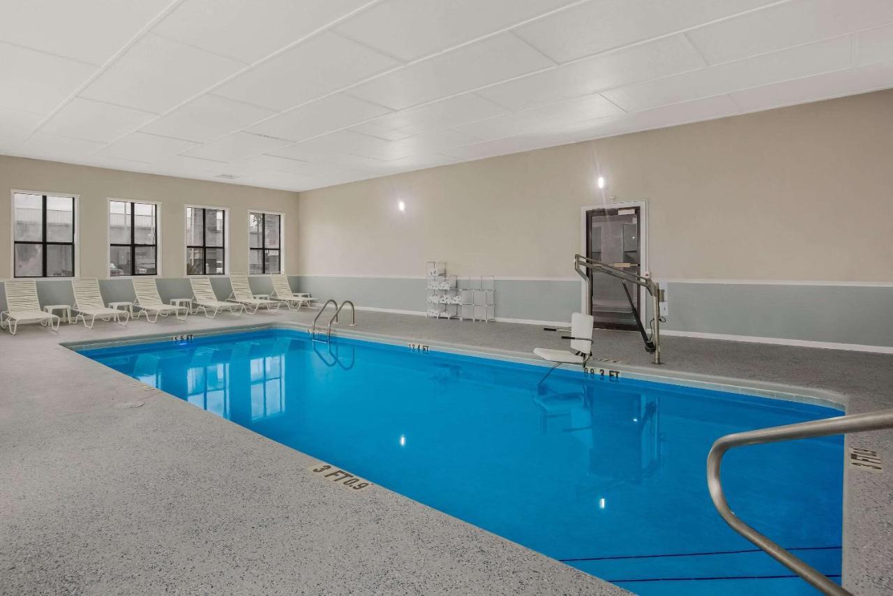 Quality Inn Moultrie Bagian luar foto